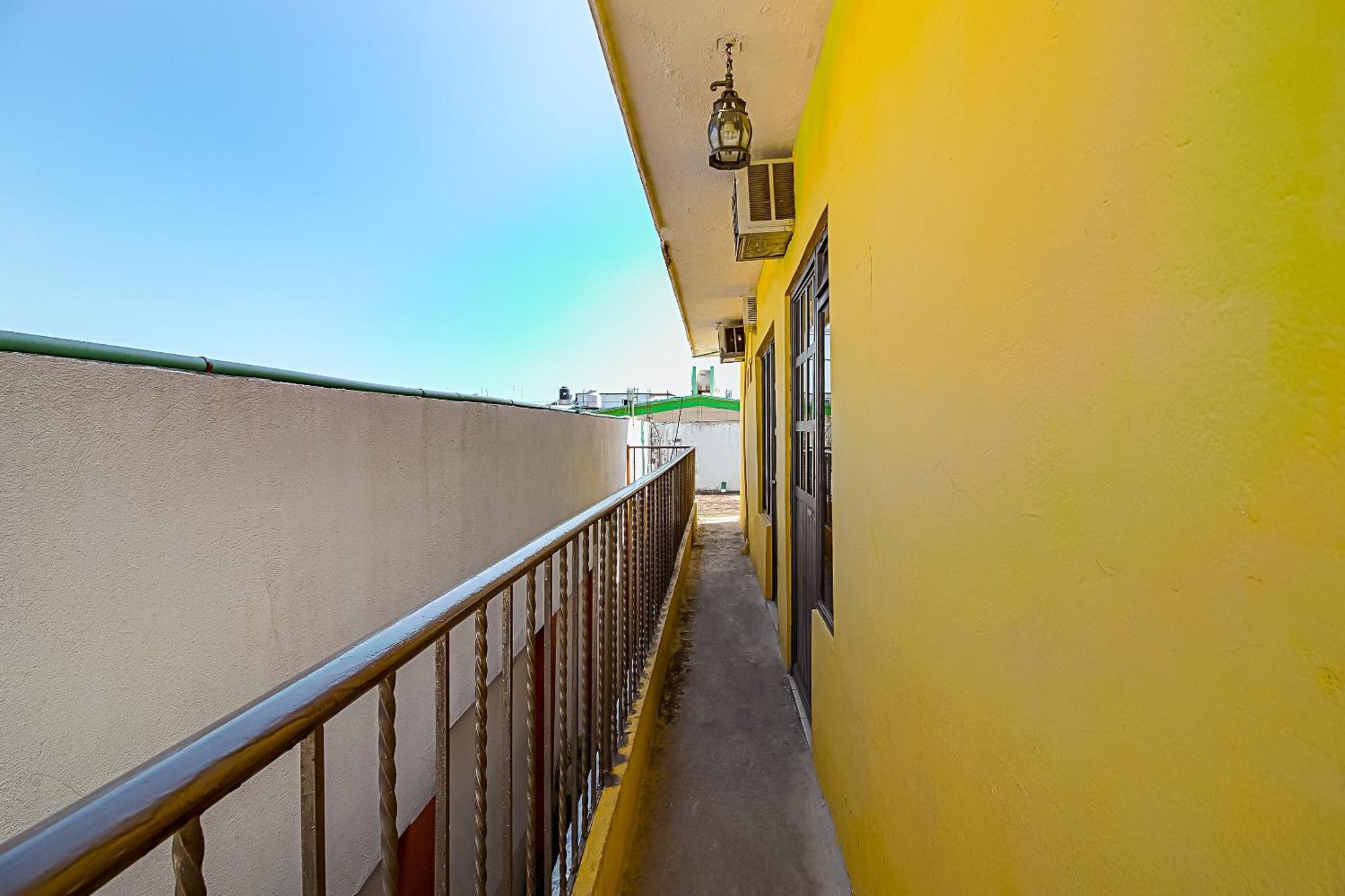OYO Hotel Posada Los Faroles Villahermosa Exterior foto